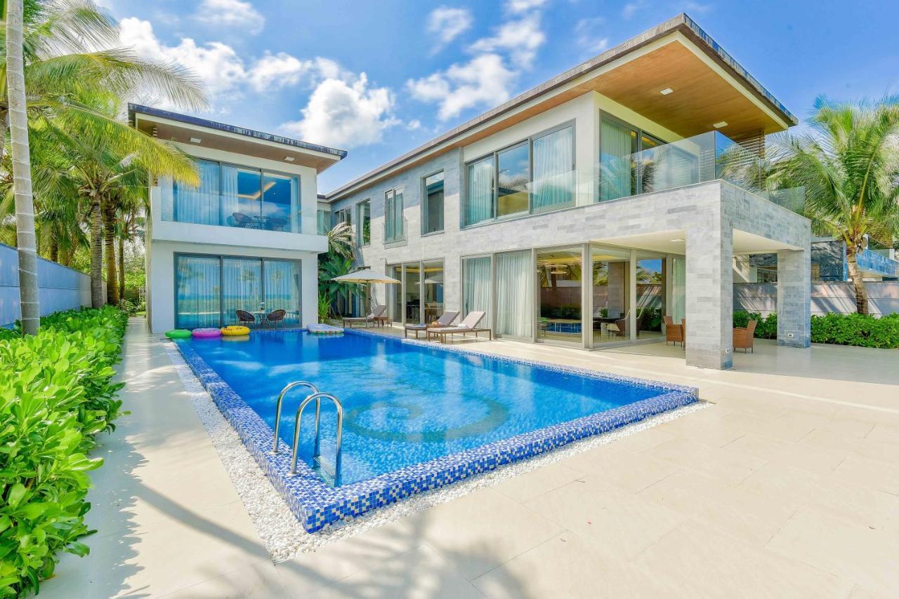 Deluxe Beach Villas By Danatrip Da Nang Eksteriør bilde