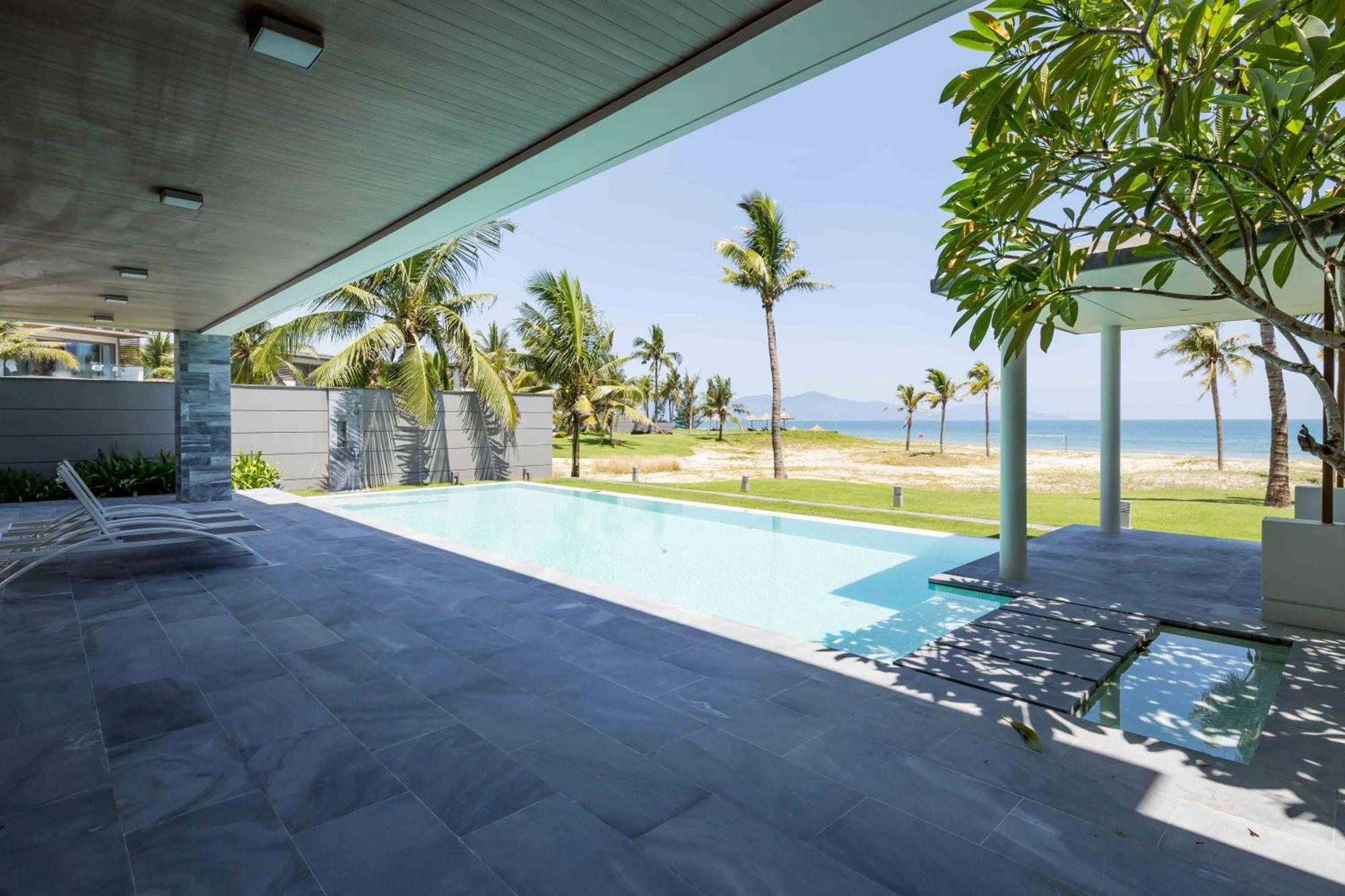 Deluxe Beach Villas By Danatrip Da Nang Eksteriør bilde